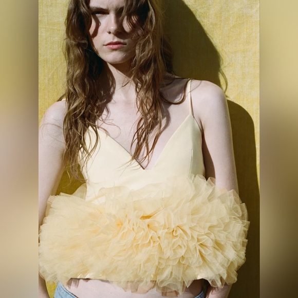 💛🆕️Zara XS Yellow Stretch Tulle Ruffle Hem Crop Top 4772/005 - Picture 2 of 9
